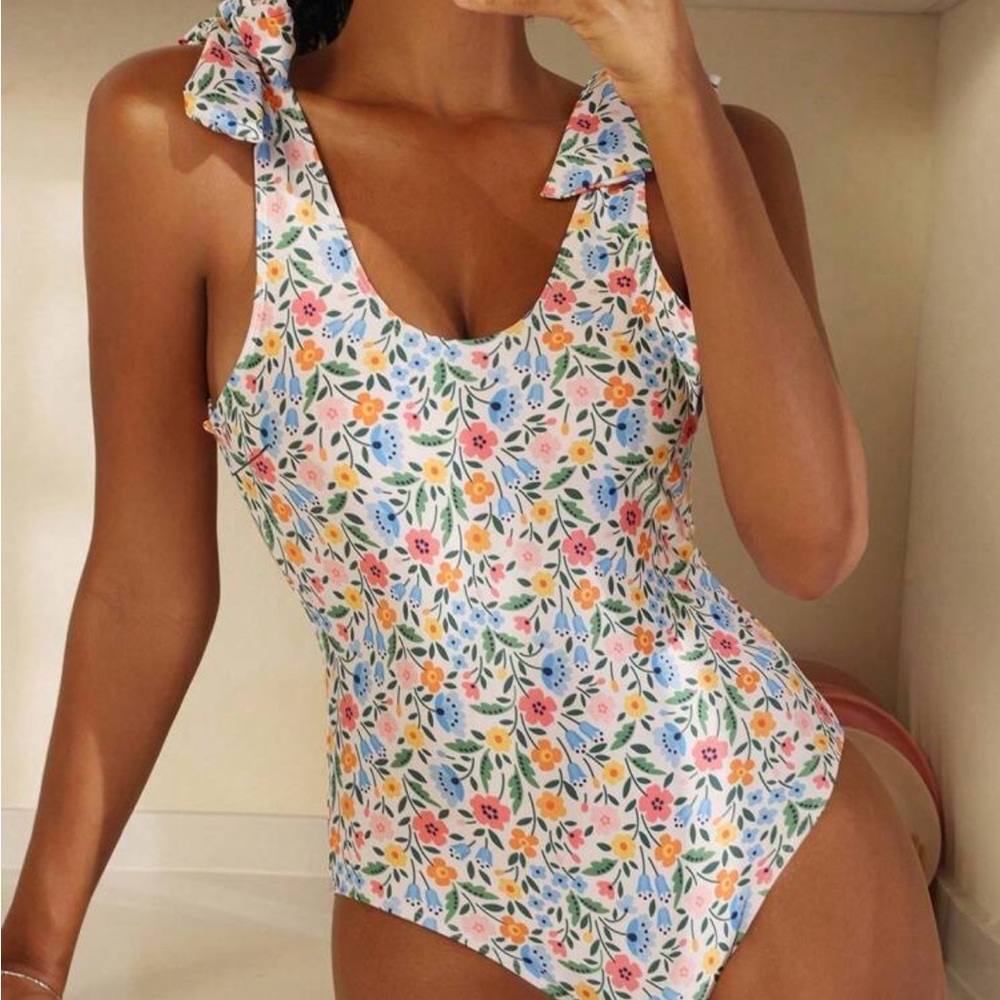 NWOT SHEIN Floral One Piece Swimsuit